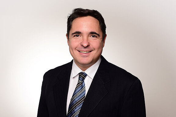 Michael_Beier_Costa_270x180.jpg 